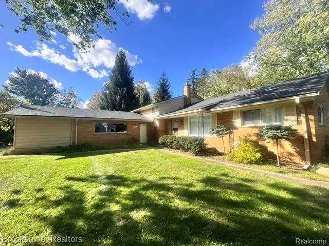 711 SYLVANWOOD DR, Troy, MI 48085 - #2