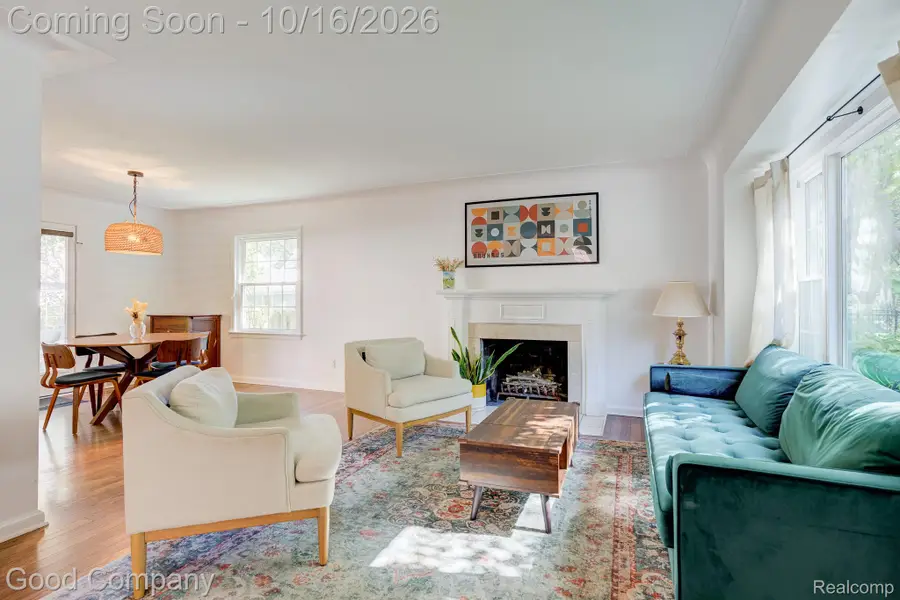 17 Amherst RD, Pleasant Ridge, MI 48069 - #2