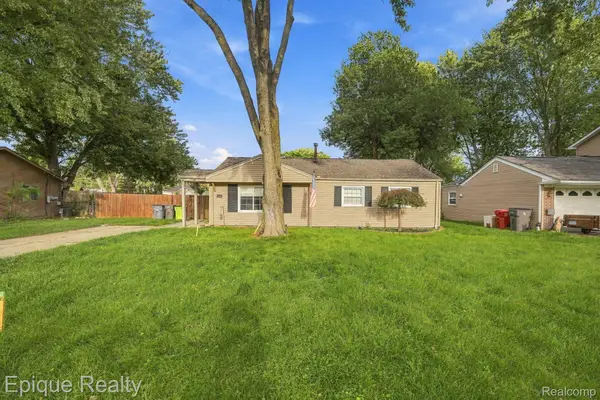 37106 Farley ST, ClintonTwp, MI 48036
