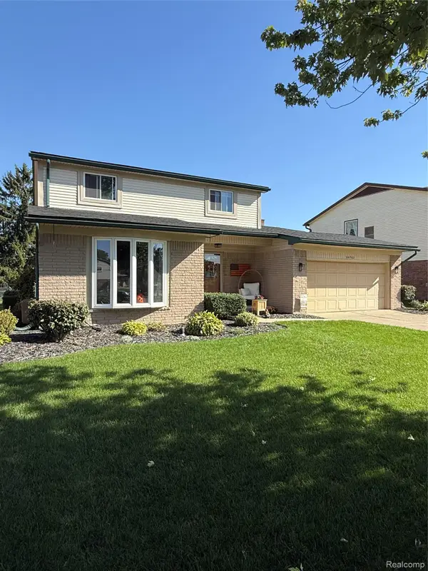 20762 Richard AVE, Brownstown, MI 48183