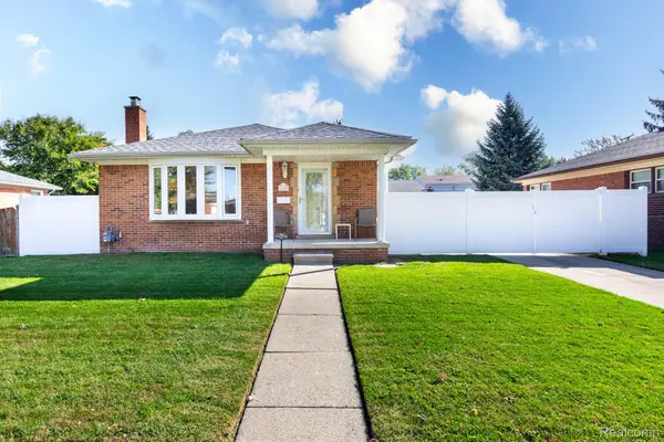 655 5th ST, Wyandotte, MI 48192