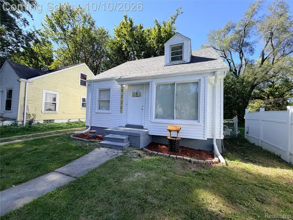 9257 Minock ST, Detroit, MI 48228