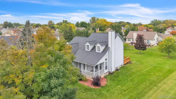 4168 Maplewood Meadows AVE, GrandBlanc, MI 48439