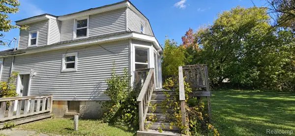 4437 W Court ST, Flint, MI 48532