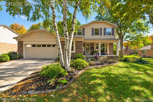 23430 Winthrop CT, Novi, MI 48375