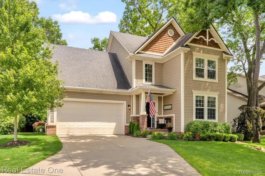 312 Stone Wood CT, Milford, MI 48381 - #2