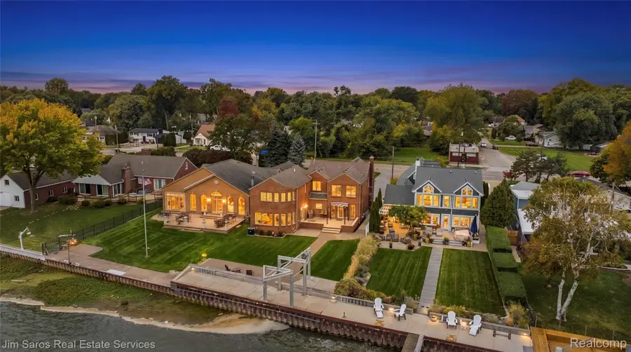 34376 Jefferson AVE, Harrison Township, MI 48045 - #2