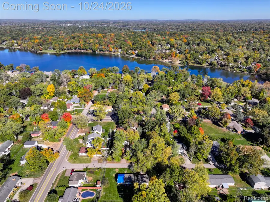 6960 Evershed TER, West Bloomfield, MI 48323 - #2