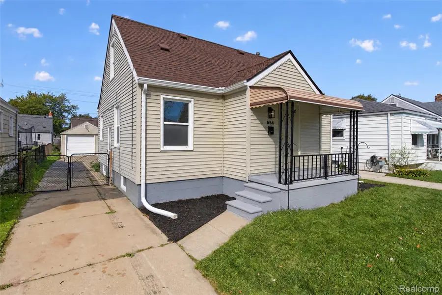 564 Ford BLVD, Lincoln Park, MI 48146 - #2