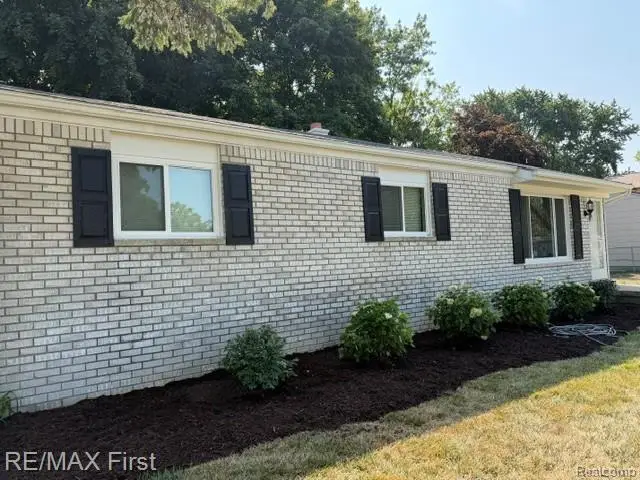 4225 Grace AVE, Wayne, MI 48184 - #3
