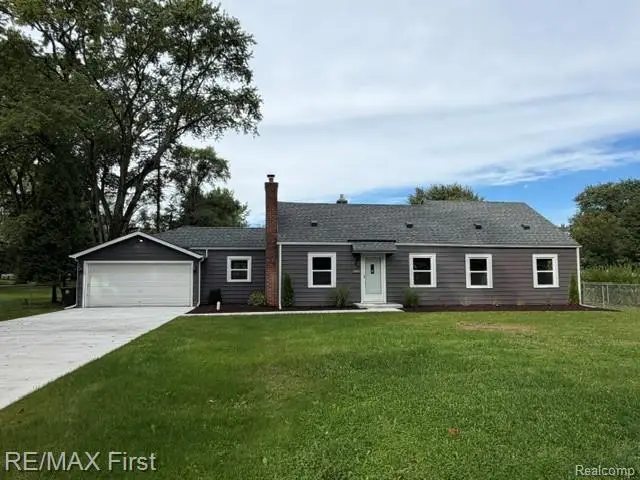 16045 Oporto ST, Livonia, MI 48154 - #1
