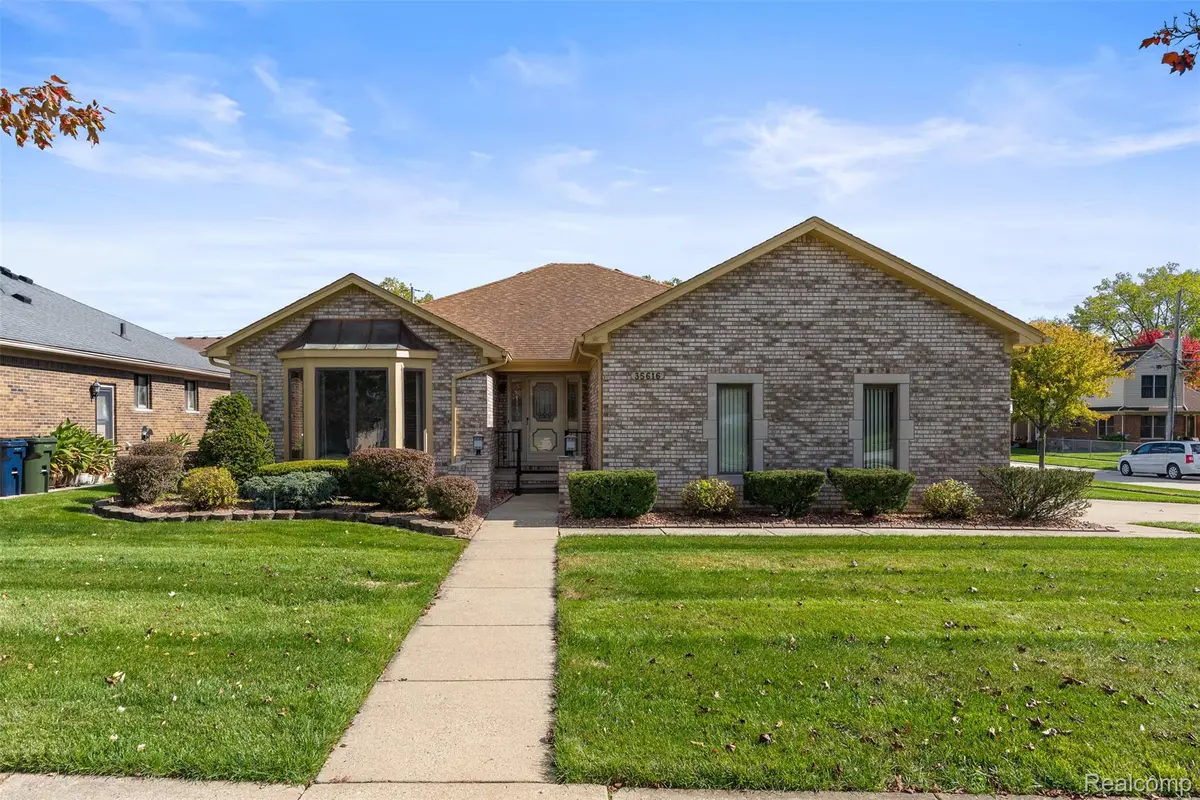 35616 Wellston AVE, Sterling Heights, MI 48312 - #1