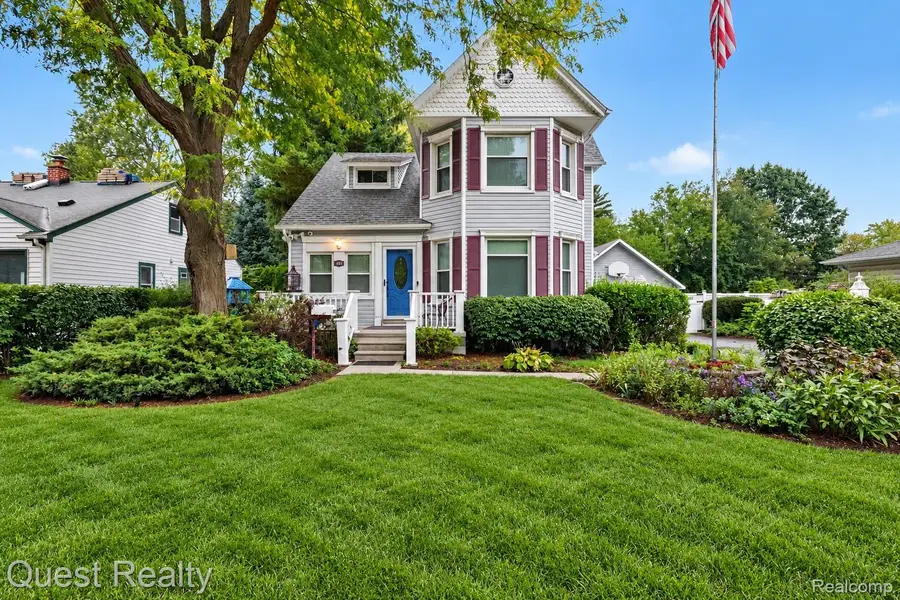 499 Allen AVE, Clawson, MI 48017 - #2