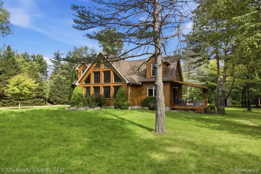 3279 Babcock RD, Lexington, MI 48450 - #2