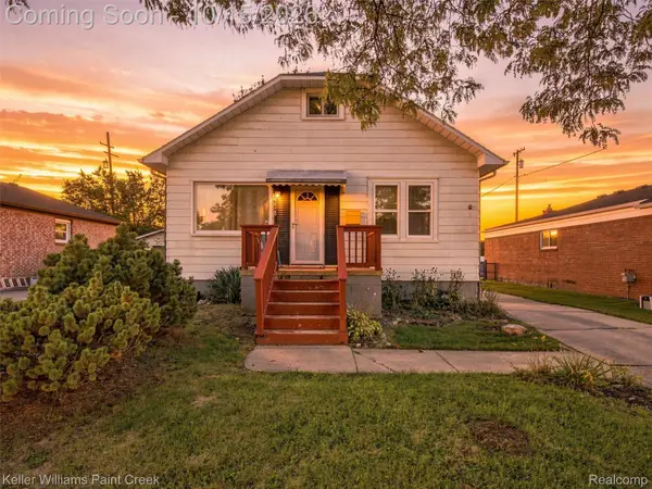 27941 Gladstone ST, StClairShores, MI 48081