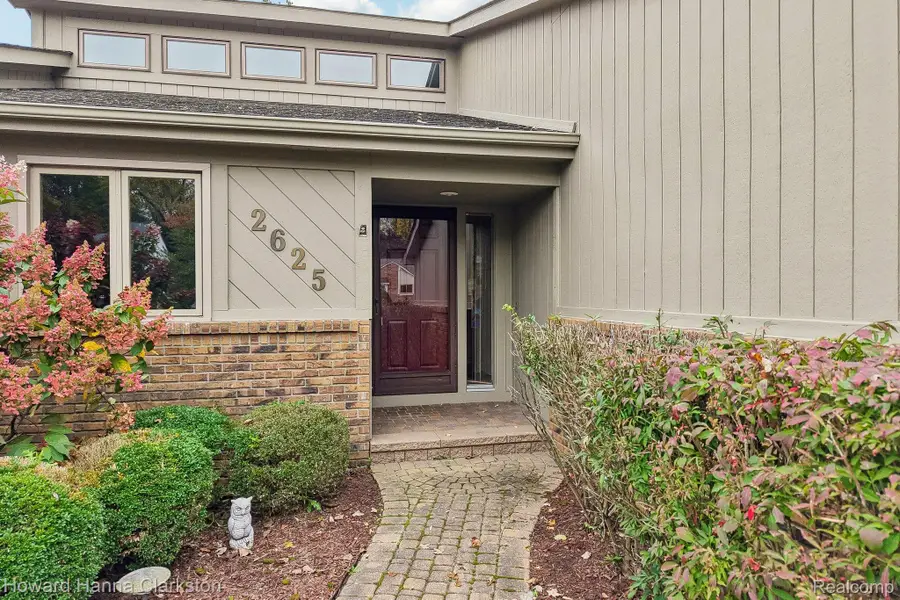 2625 Cedar Key DR, Lake Orion, MI 48360 - #3