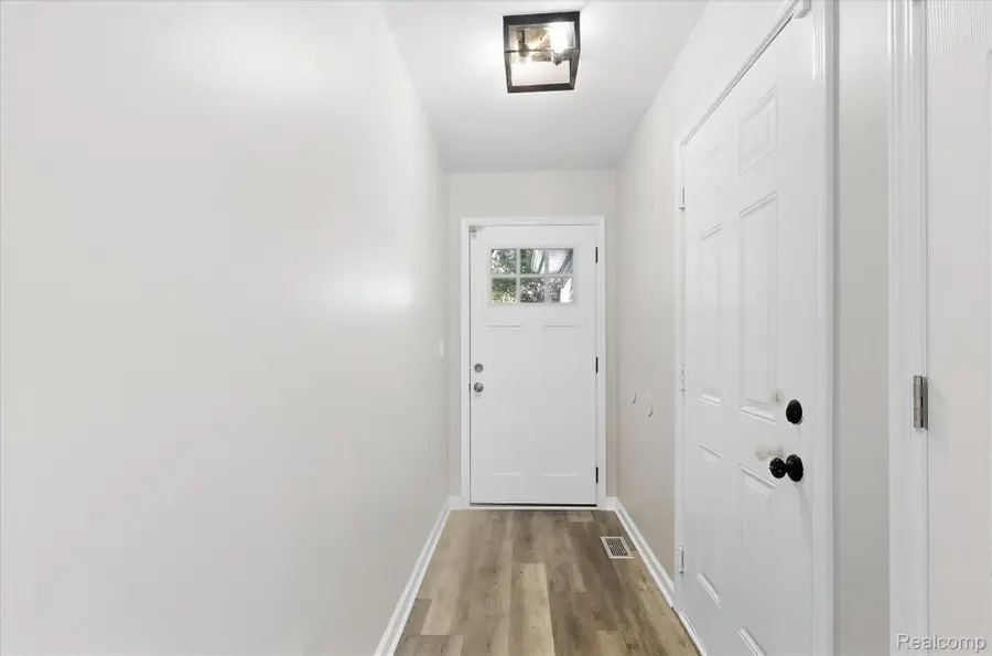 15414 Fenton, Redford, MI 48239 - #2