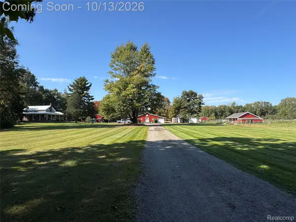 27170 Sherwood RD, Belleville, MI 48111