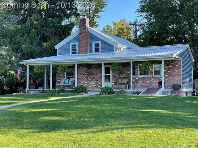 27170 Sherwood RD, Belleville, MI 48111 - #3