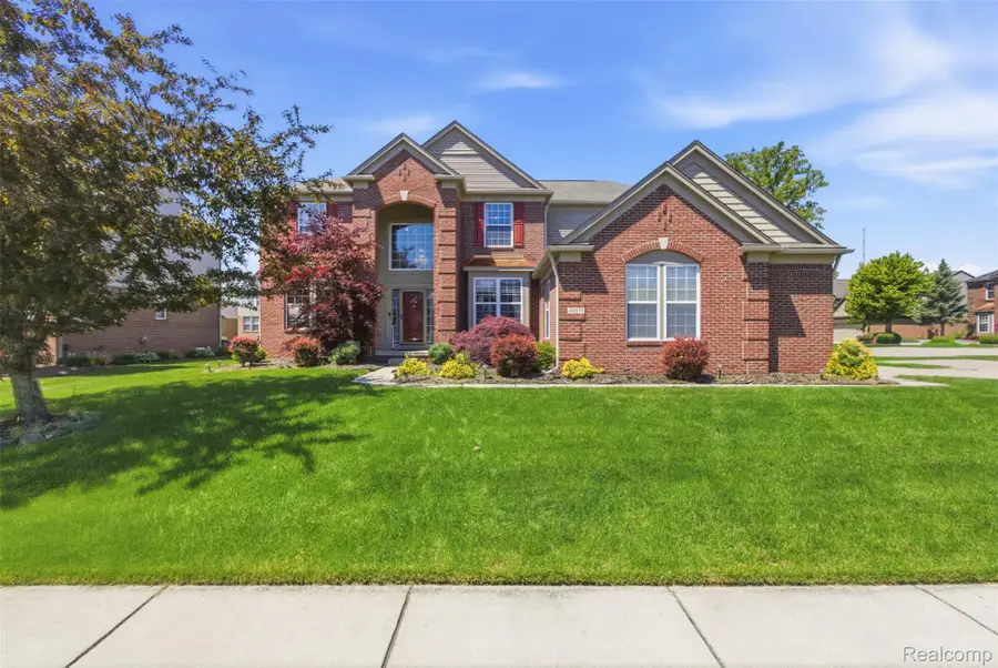 48879 Michaywe DR, Macomb, MI 48044 - #2