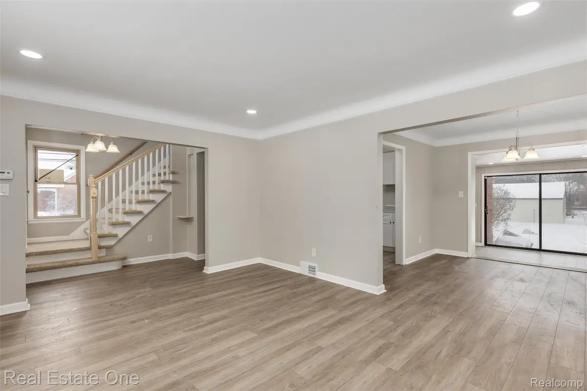 19196 Berden ST, Grosse Pointe, MI 48236 - #1