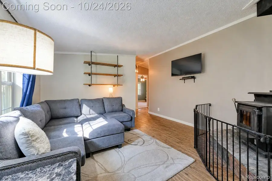1187 Baker RD, Fenton, MI 48430 - #2