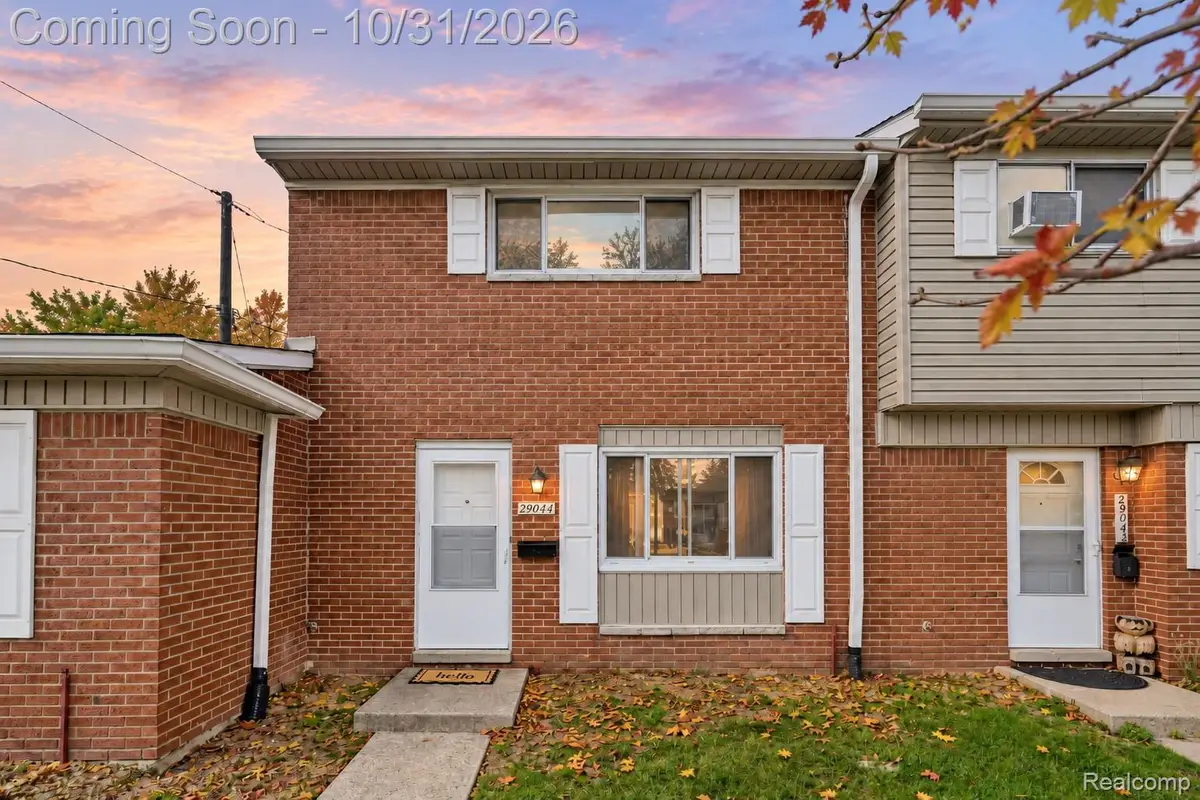 29044 Manchester ST, Westland, MI 48185 - #1
