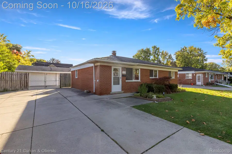 7130 N Beech Daly RD, Dearborn Heights, MI 48127 - #2