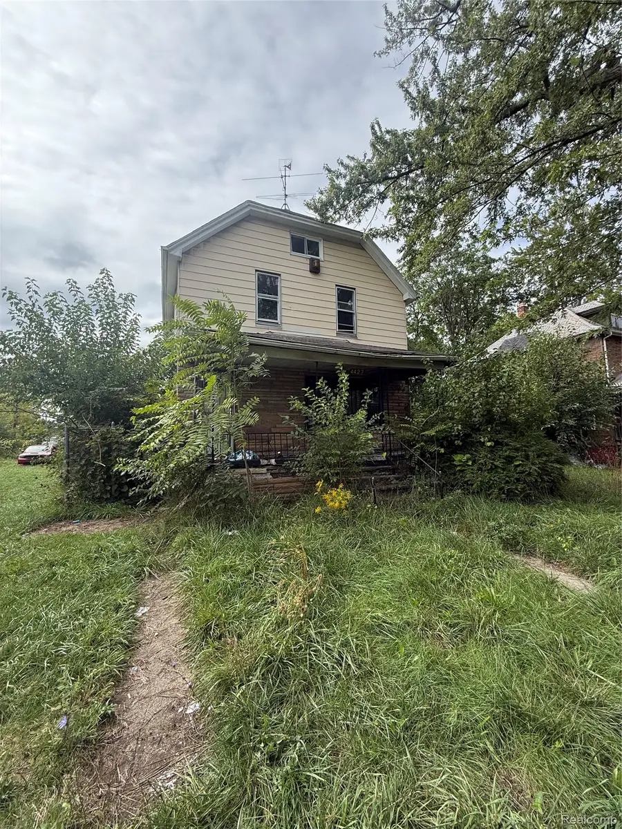 4427 Bewick ST, Detroit, MI 48214 - #2