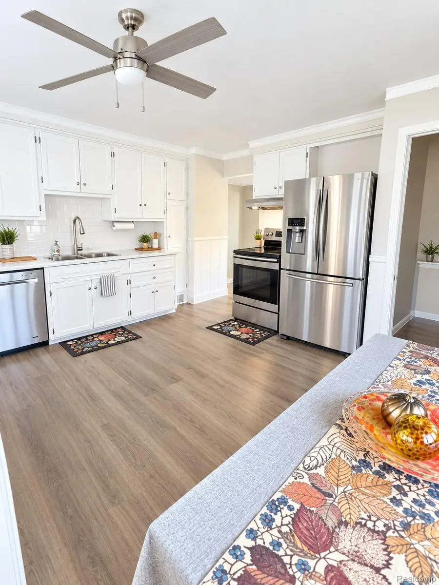 28062 Sheridan ST N, Garden City, MI 48135 - #2
