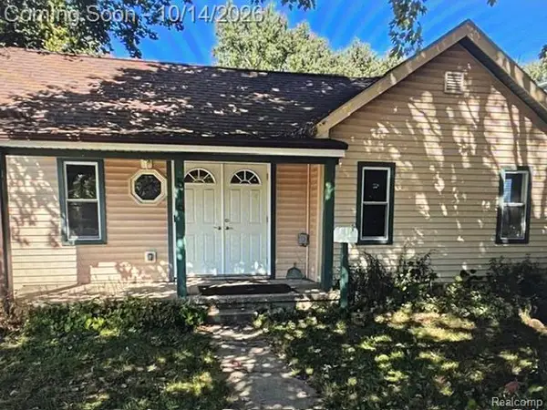 516 Factory ST, Howell, MI 48843