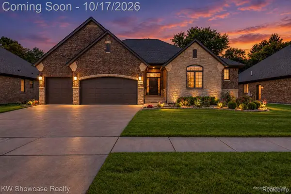 1060 Birkshire RDG, RochesterHills, MI 48307