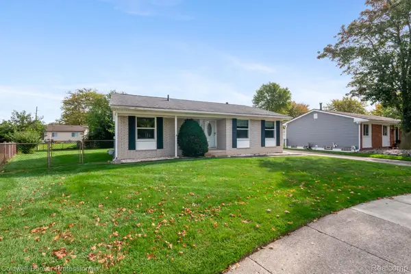 397 Barchester ST, Westland, MI 48186