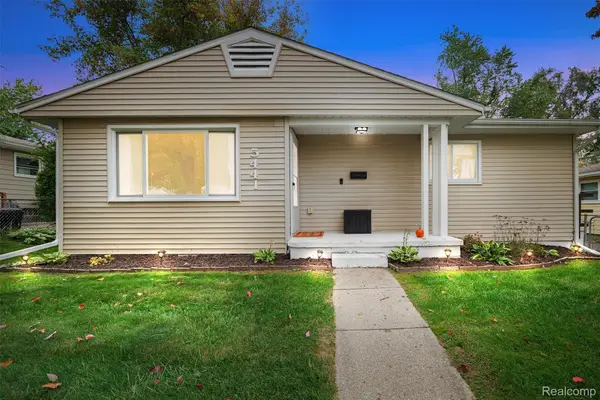 5441 Military AVE, Brighton, MI 48116