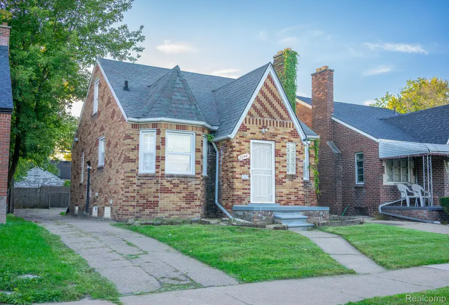 20447 Irvington ST, Highland Park, MI 48203 - #2