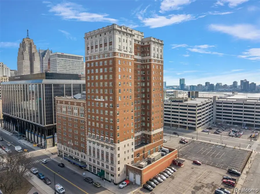 525 W Lafayette BLVD  # 15C, Detroit, MI 48226 - #2