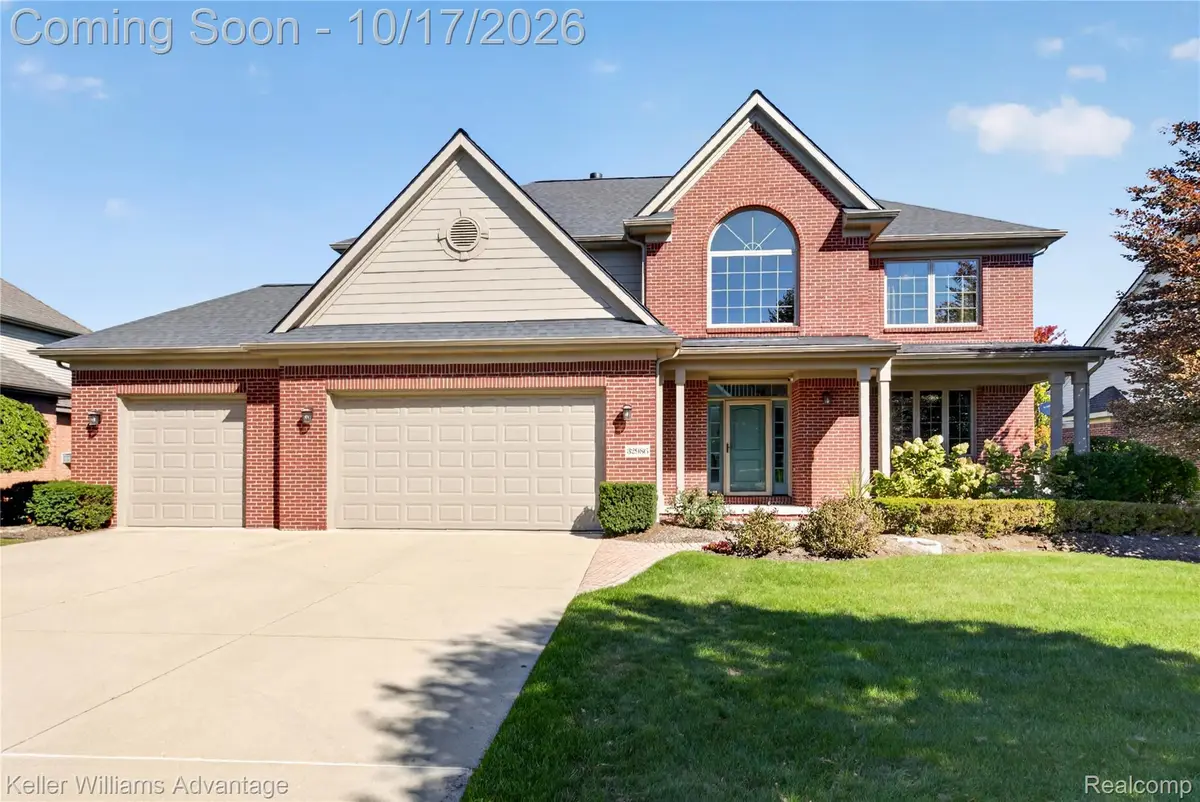 32986 Brookside CT, Livonia, MI 48152 - #1