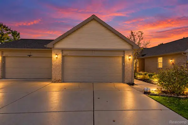 3033 Harbor CT, Waterford, MI 48328