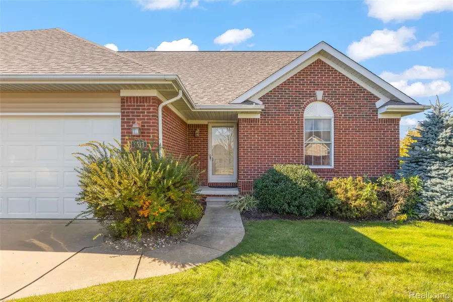 5513 Hidden Valley CT, Linden, MI 48451 - #2