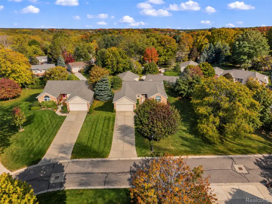 19501 Cardene WAY, Northville, MI 48167 - #2