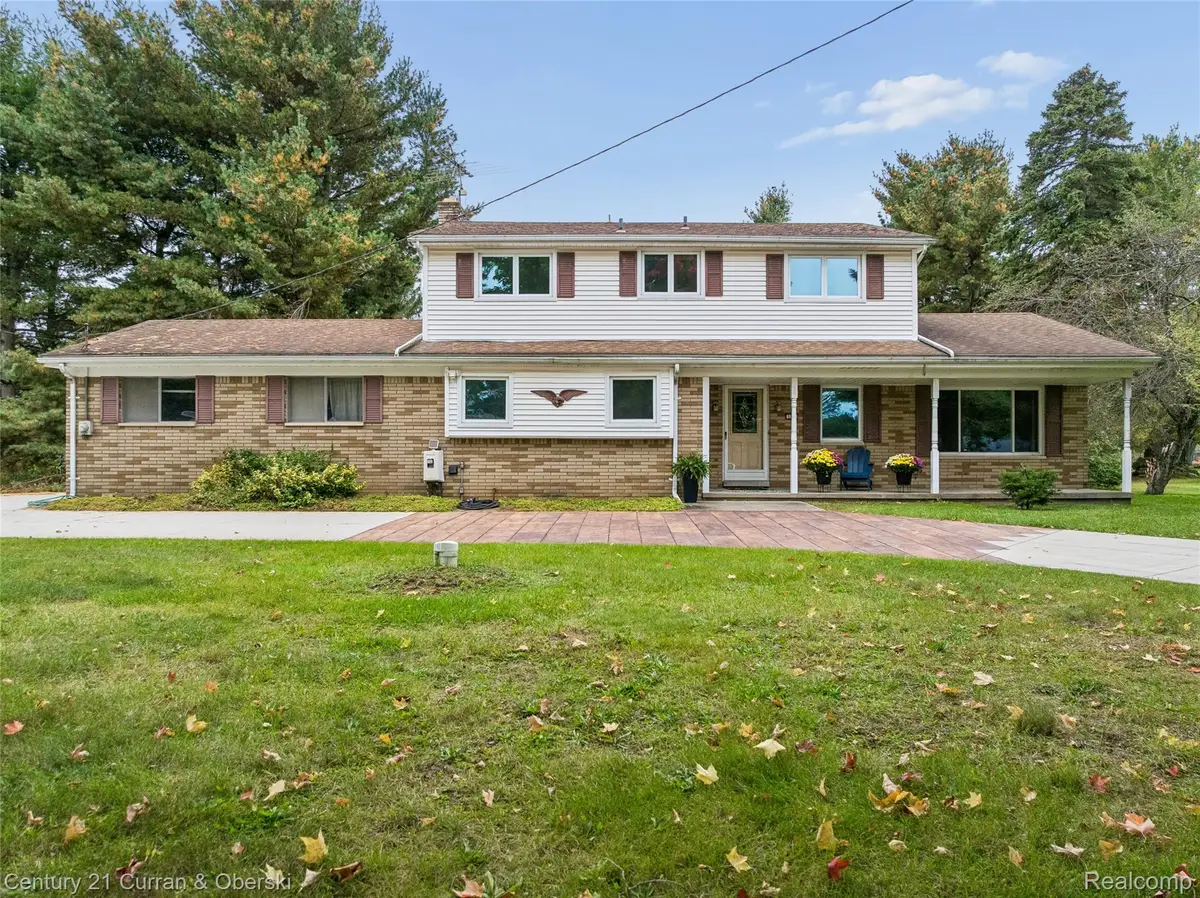 5372 Daniel DR, Brighton, MI 48114 - #1