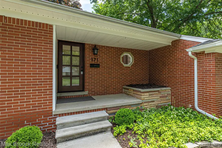 171 S Glengarry RD, Bloomfield, MI 48301 - #3