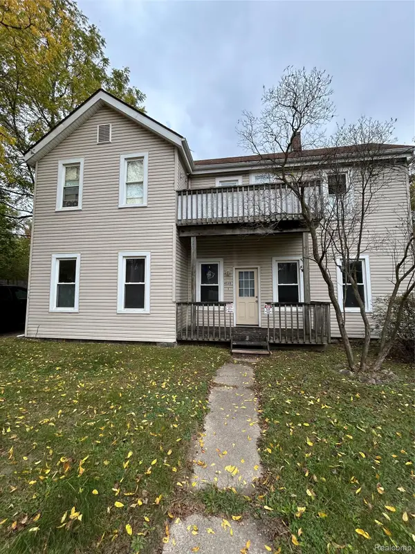 4130 N AIRPORT RD E, Waterford, MI 48329
