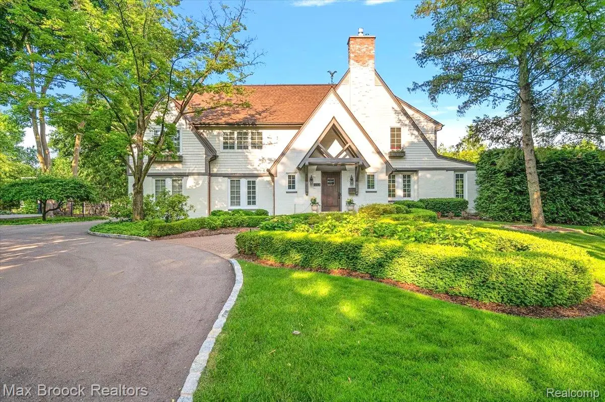 528 Covington RD, Bloomfield, MI 48301 - #1
