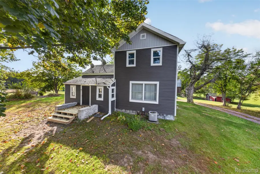 752 E Dansville RD, Dansville, MI 48819 - #2