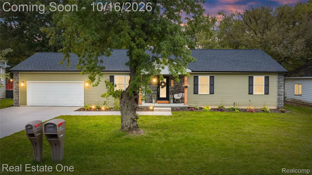 485 W Beechdale ST W, Commerce Township, MI 48382 - #1