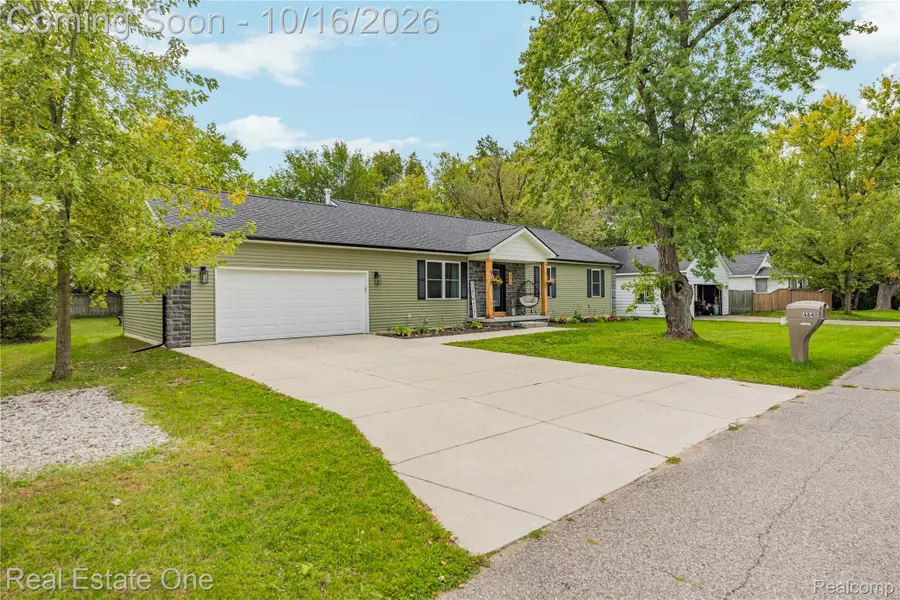 485 W Beechdale ST W, Commerce Township, MI 48382 - #3