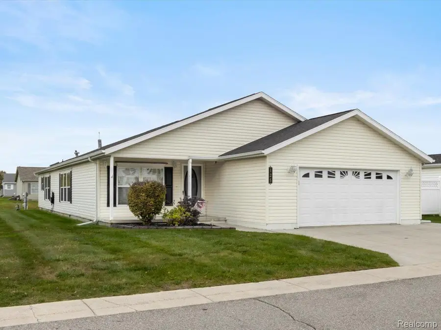 3211 Keewahdin Road #125, Fort Gratiot, MI 48059 - #2