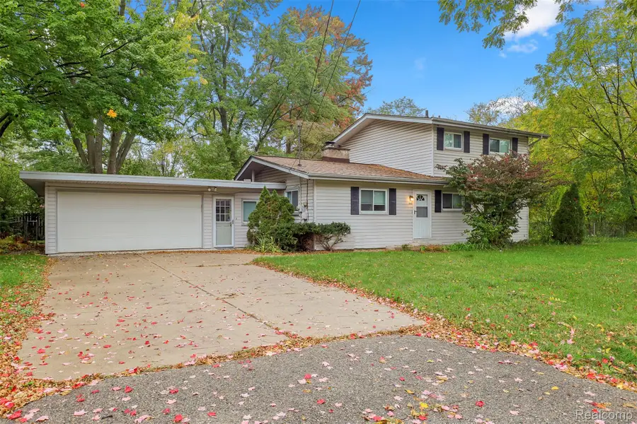 680 Colebrook DR, Troy, MI 48083 - #2