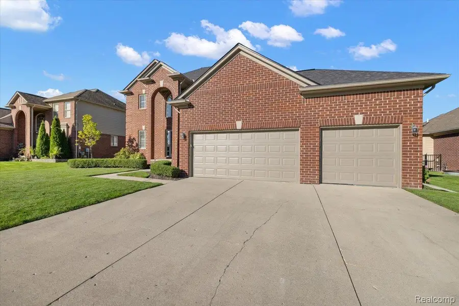 51783 Mauro LN, Macomb, MI 48042 - #3
